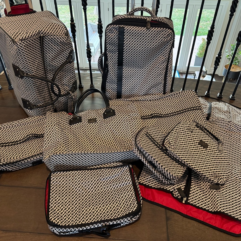 DVF Diane von Furstenberg Chain Link Luggage Set - 9 Pieces